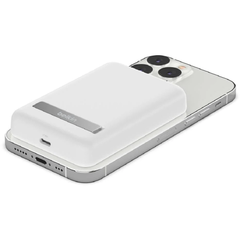 Belkin Charge 5K Magnetic Wireless Power Bank+Stand - White