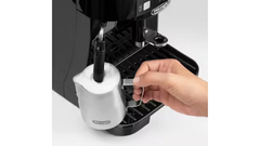 De'Longhi Magnifica Fully Automatic Coffee Machine - Black