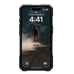 UAG Monarch Pro Magsafe Case for iPhone 16 - Carbon Fiber