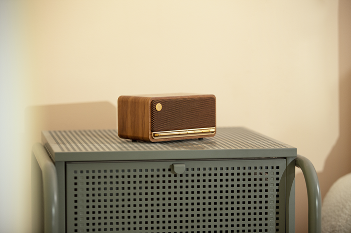 Edifier MP230 BROWN Portable Bluetooth Retro Speaker - Brown